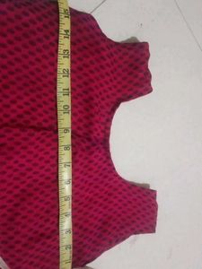 Pink Printed Sleeveless Top check images