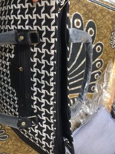 New Hand Bag