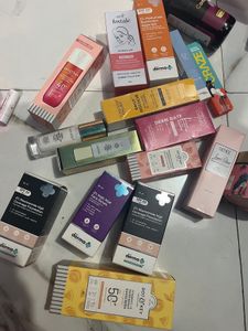 Only 1 DermaCo Serum LipstickSunscreen Moisturiser