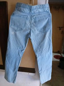 NEW STRAIGHT FIT JEANS