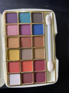 MARS 18 color mini eyeshadow