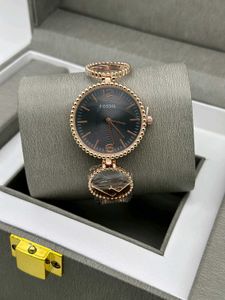 Brand New Ladies Watch Big Discount 😉😍🔥😍🎁😍