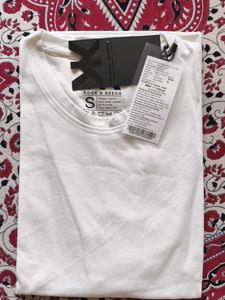Simple Oversized White T-Shirt. S size