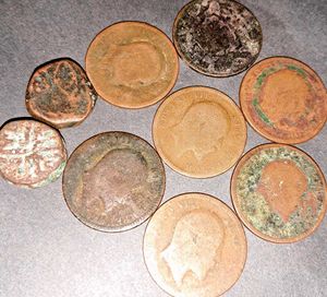 Heavily used British India/Mughal coins