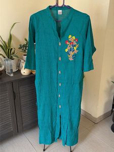 Elegant Embroidered Green Kurti