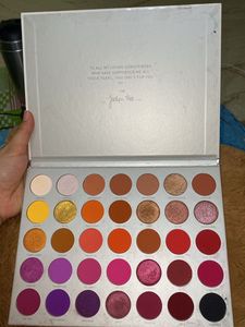 Eyeshadow Palette From Jaclyn Hill Morphe Volume 2
