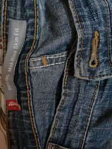 Authentic Levi&#39;s Women&#39;s Jeans - Size 30