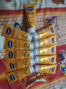 Vaseline Gluta Hya SPF 50 PA+++ Sunscreen