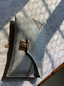 New Shimmery Sling Bag!💼