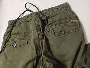 jogger pants