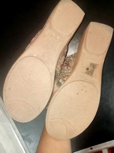 Floral Embroidered Thong Sandals