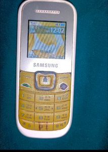 Samsung Keypad Mobile Phone