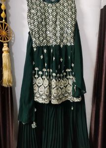 Elegant Green Embroidered Ethnic Gown