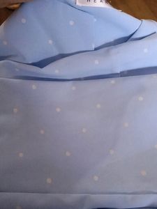 Top (Actual Color is sky blue)