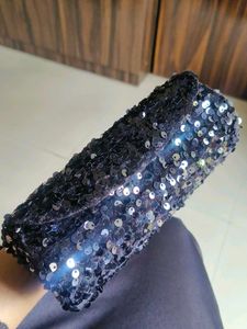 Sequence Black Clutch
