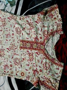 Women Knee Length Kurti(L) Size