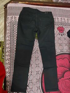 Stylish Black Jeans