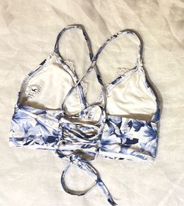 Beautiful Floral Lace Trim Top