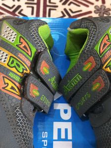 Kids Footwear