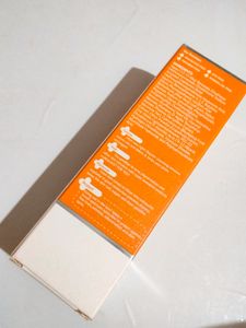 The Derma Co 1% Hyaluronic Acid Sunscreen