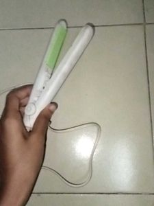 mini Hair Straightener