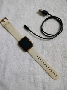 Boat Smartwatch for Women with charging cable