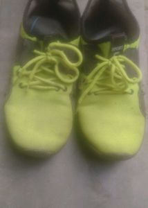 Sporty Green Running Shoes