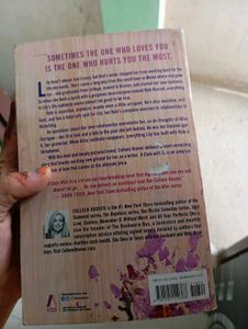 It Ends With Us by Colleen Hoover