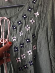 Cute Shrug L size