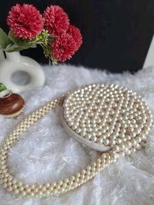 Pearl Beaded Circle Bag