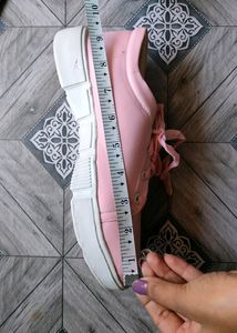 Pink Shose??