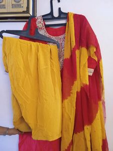 3 Piece Kurta Set ,kurti ,dupatta And Salwar