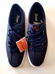 Paragon Blue Men Sneakers