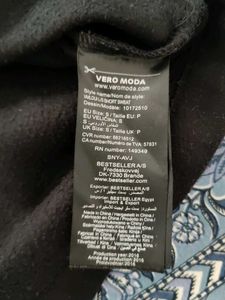 Black Veromoda 'J'aime le Weekend' Top