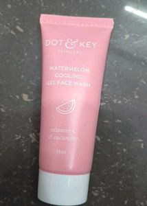 Dot & Key Face Wash