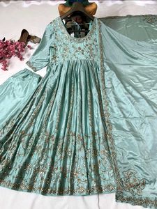 New Stayle Beautiful Pakistani Dress Inpoted Pakis