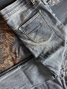 FRJ Jeans - Distressed Denim