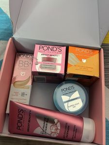 Pond&#39;s Skincare Set Facewash Moisturiser