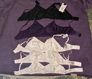 COMBO OFFER  5.BRA & 1.SET