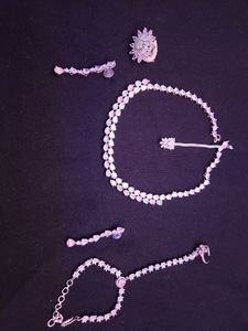 New Women Jarkan Stone Necklace