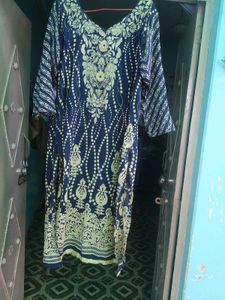 2 Kurta Jorjet ,2 Cotton Frock