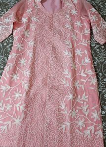 Elegant Pink Embroidered Kurta
