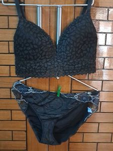 Combo Of  Five  Imported Fabric Bra N Panty