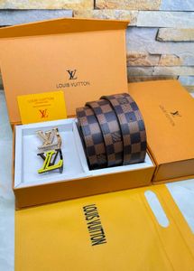 LOUIS VUITTON MENS IMPORTED BUCKLE BELTS WD BOX