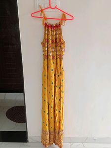 Amazing Piece For Haldi Functions And More!!