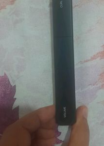HUDA BEAUTY LASH LEGIT MASCARA ( LENGTH PLUS CURL)