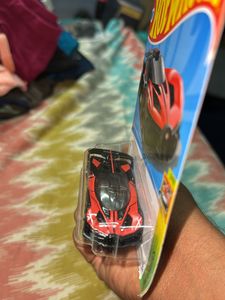 HOT WHEELS BUGATTI BOLIDE RED - EXOTICS RARE