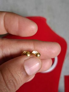 Stud Earrings Gold