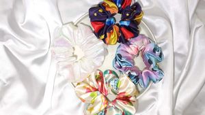 Cute Scrunchie Set