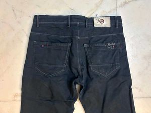 flu jeans